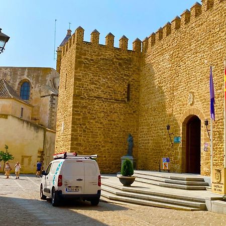 Apartamento Con Terraza,A 100M Playa Costilla Y Frente Al Castillo Rota Eksteriør bilde