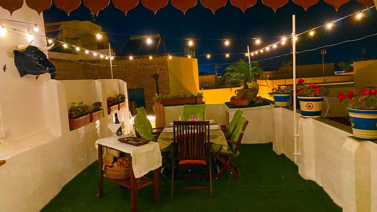 Apartamento Con Terraza,A 100M Playa Costilla Y Frente Al Castillo Rota Eksteriør bilde