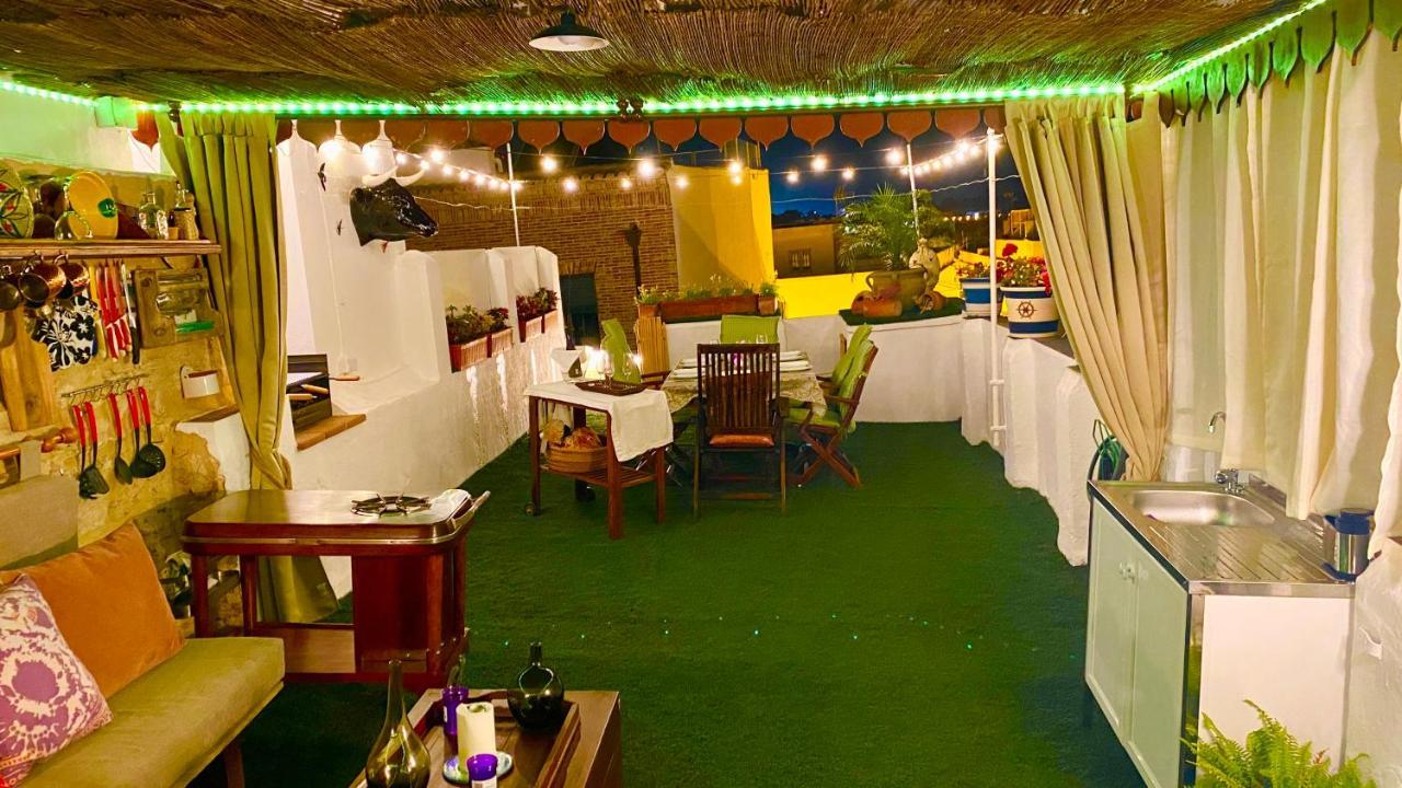 Apartamento Con Terraza,A 100M Playa Costilla Y Frente Al Castillo Rota Eksteriør bilde